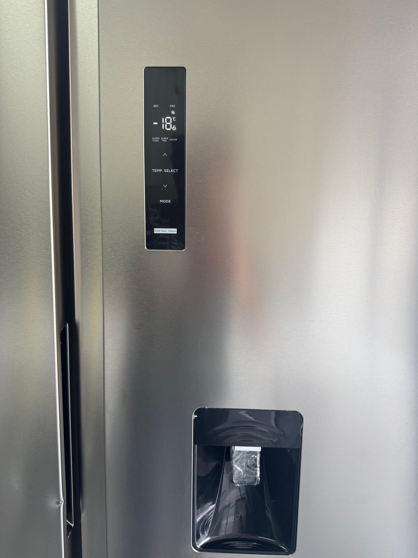 Refurbished Swan American Style Fridge Freezer – 553L Inox | SR750170I