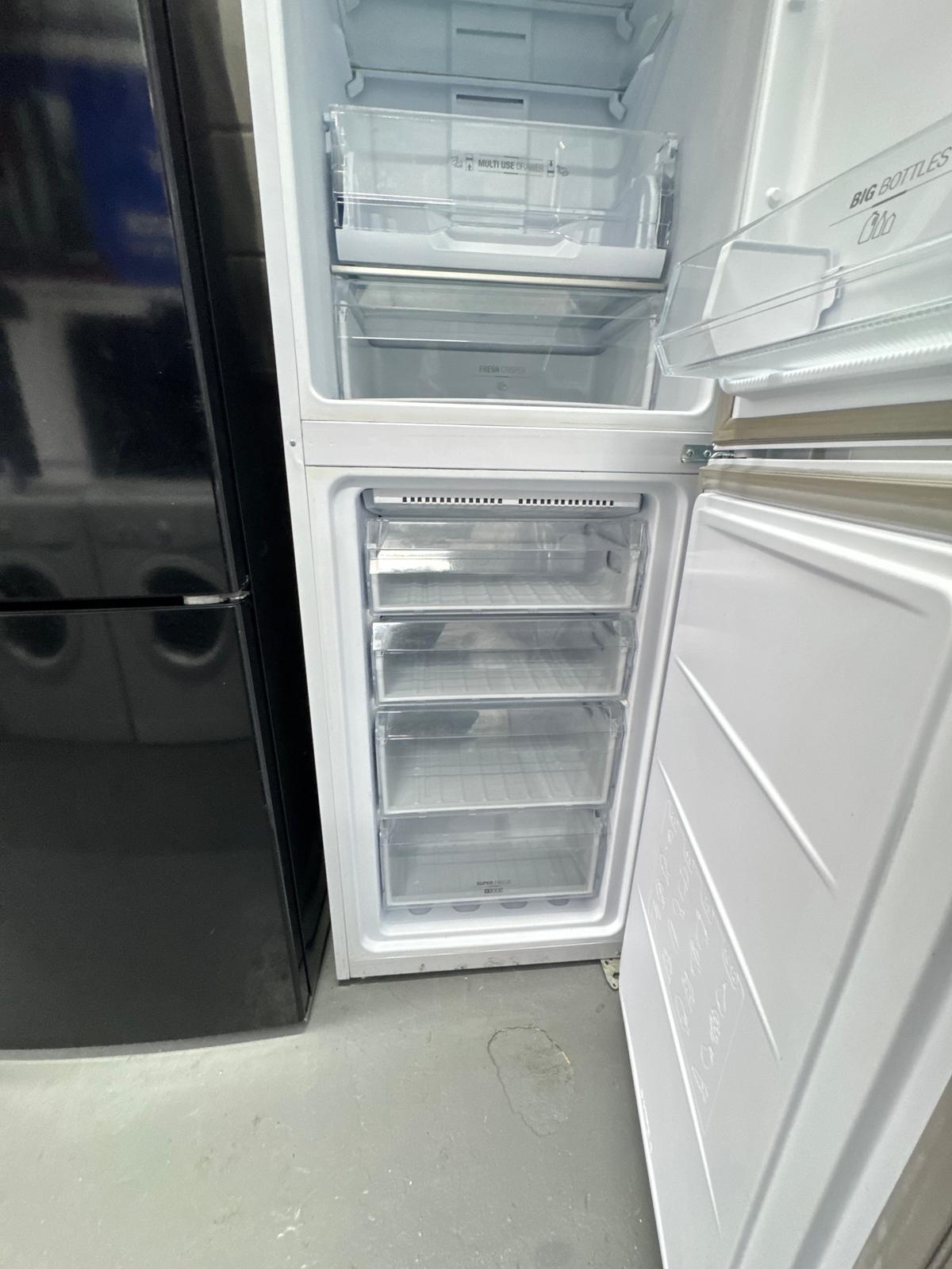 Refurbished Hotpoint 60/40 Frost Free Fridge Freezer – Polar White | LAO85FFI
