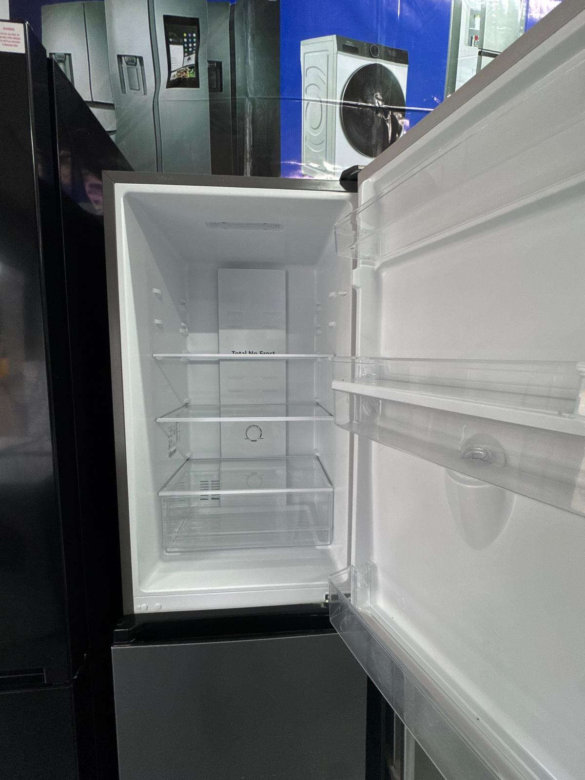 Refurbished Fridgemaster 251L 50/50 Fridge Freezer – Silver | MC55251MDS