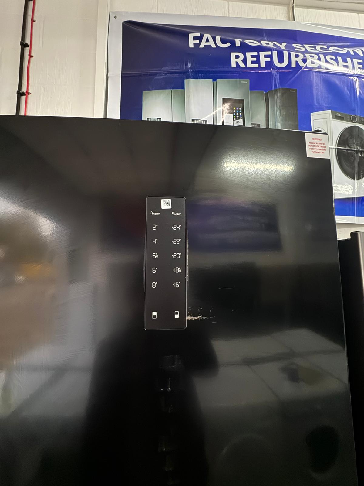 Refurbished Lamona 70/30 Frost Free Fridge Freezer – Black | FLM6308