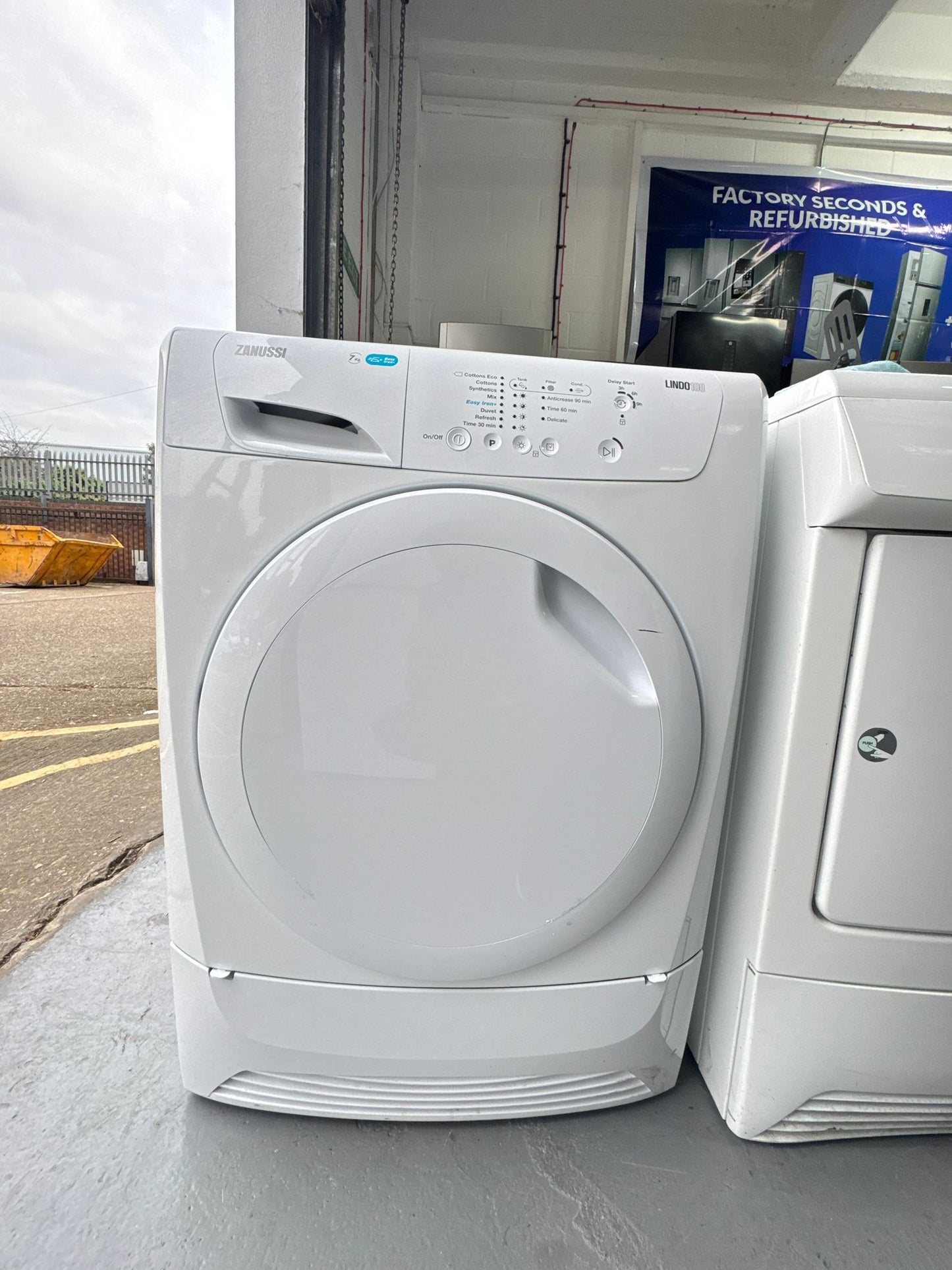 Refurbished Zanussi 7kg Condenser Tumble Dryer – White | ZDP7206PZ