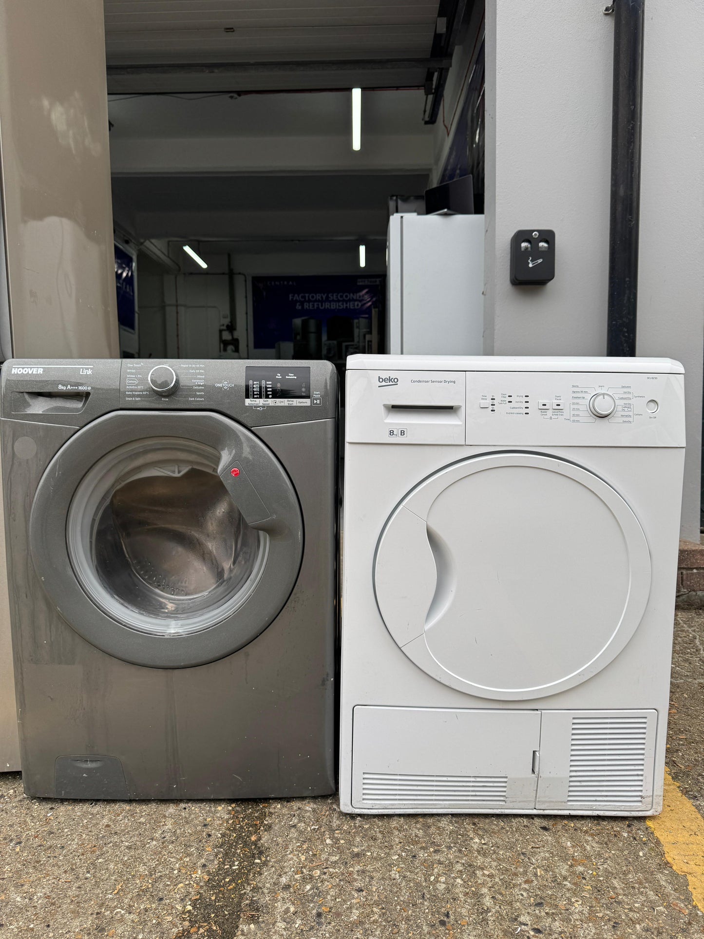 Refurbished Beko 8 kg Condenser Tumble Dryer + Hoover 8 kg 1600 rpm Washing Machine Combo