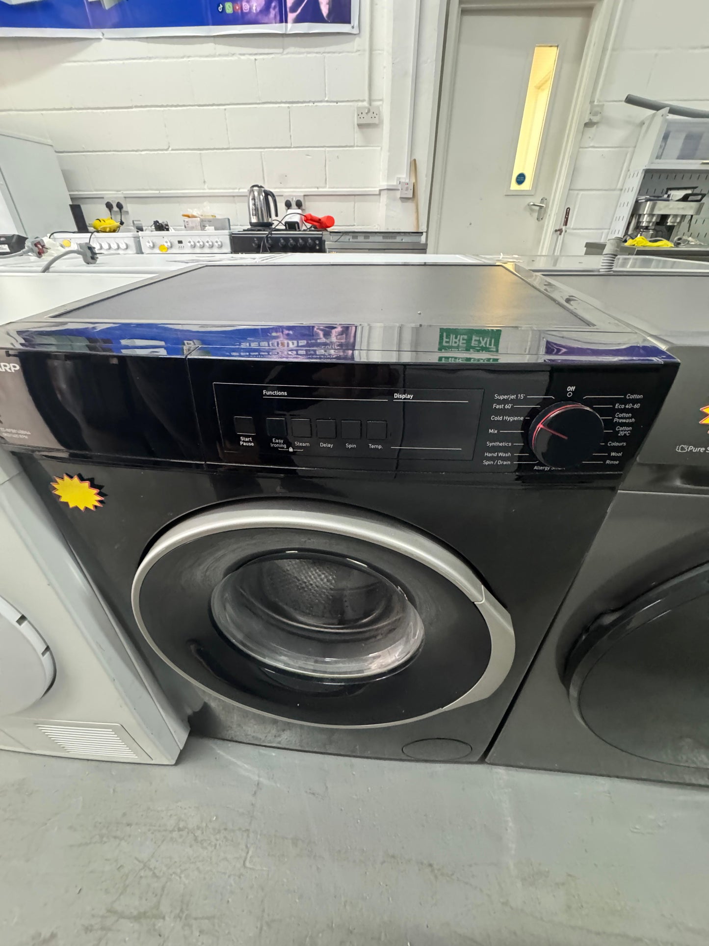 Refurbished Sharp 8 kg Washing Machine - ES-NFB814BSNA