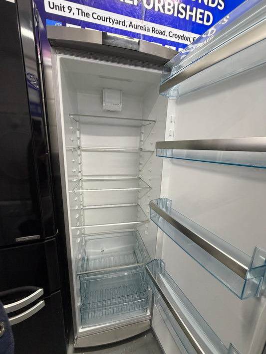 Refurbished AEG S74010KDWO 395 L Freestanding Larder Fridge