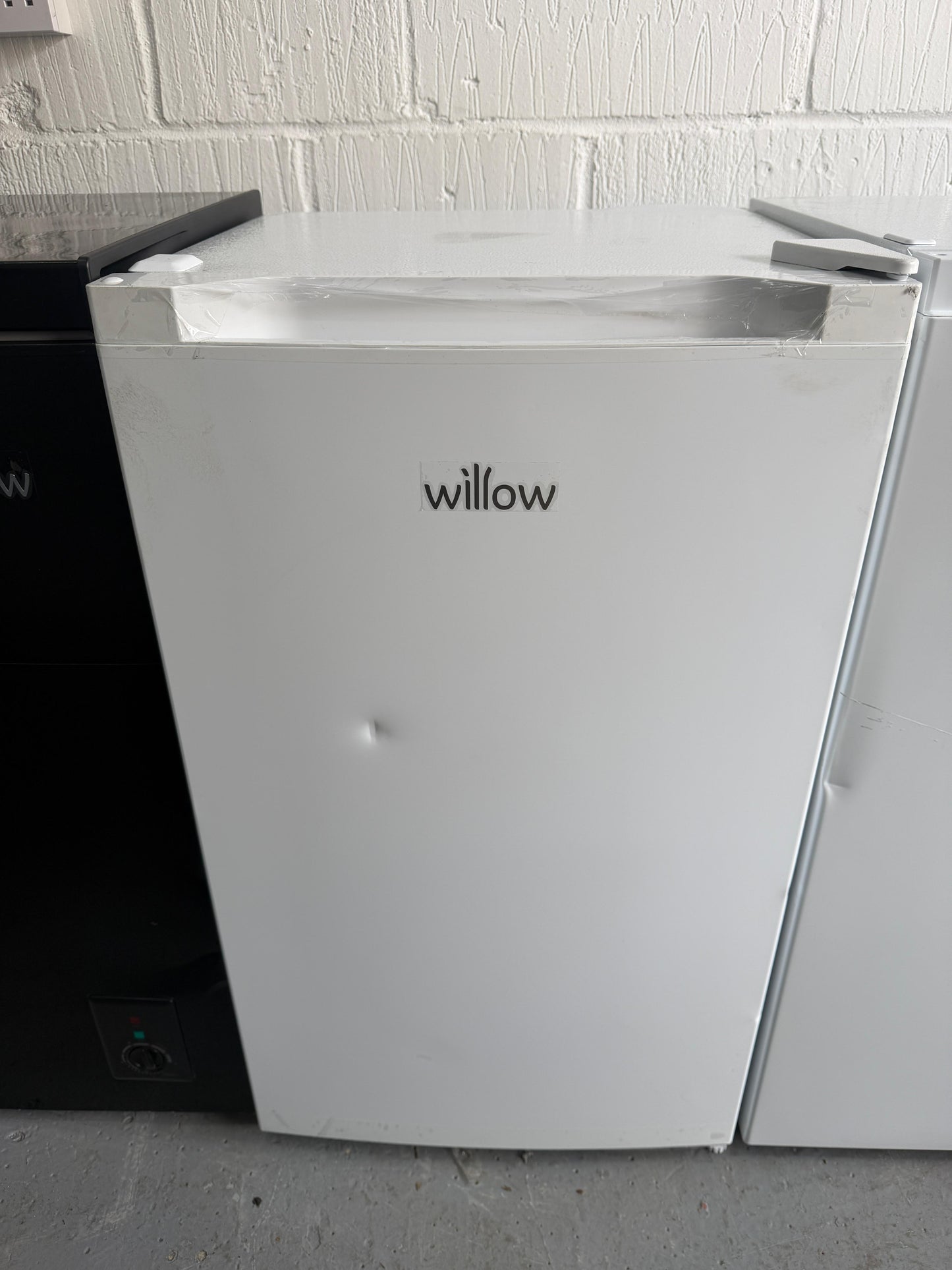 Willow WUCFZ48W 60L Under Counter Freezer - White - Unused Grade A