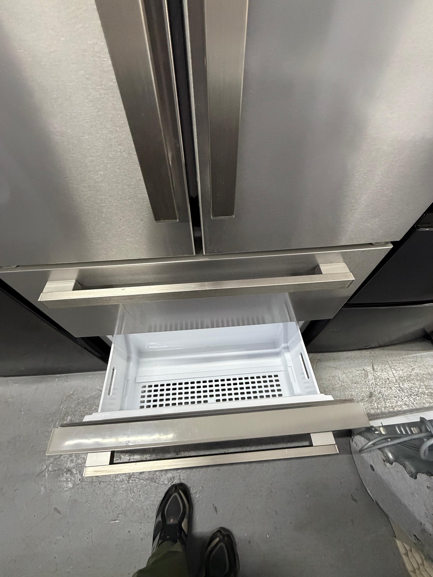 Refurbished Beko GNE60520X 605 L American Style Frost Free Fridge Freezer - Stainless Steel