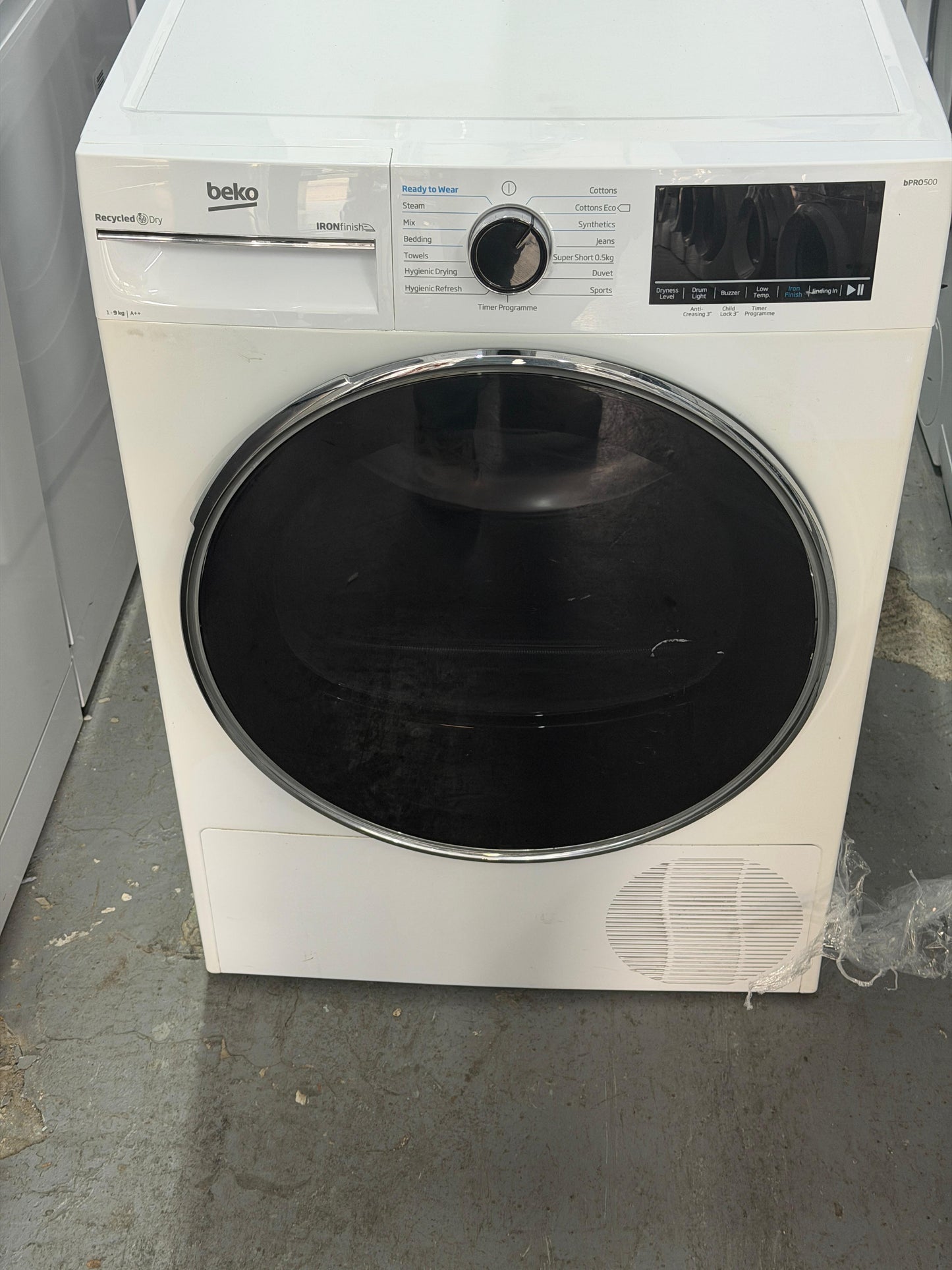 Refurbished Beko B5T4923IW 9kg Heat Pump Tumble Dryer - White