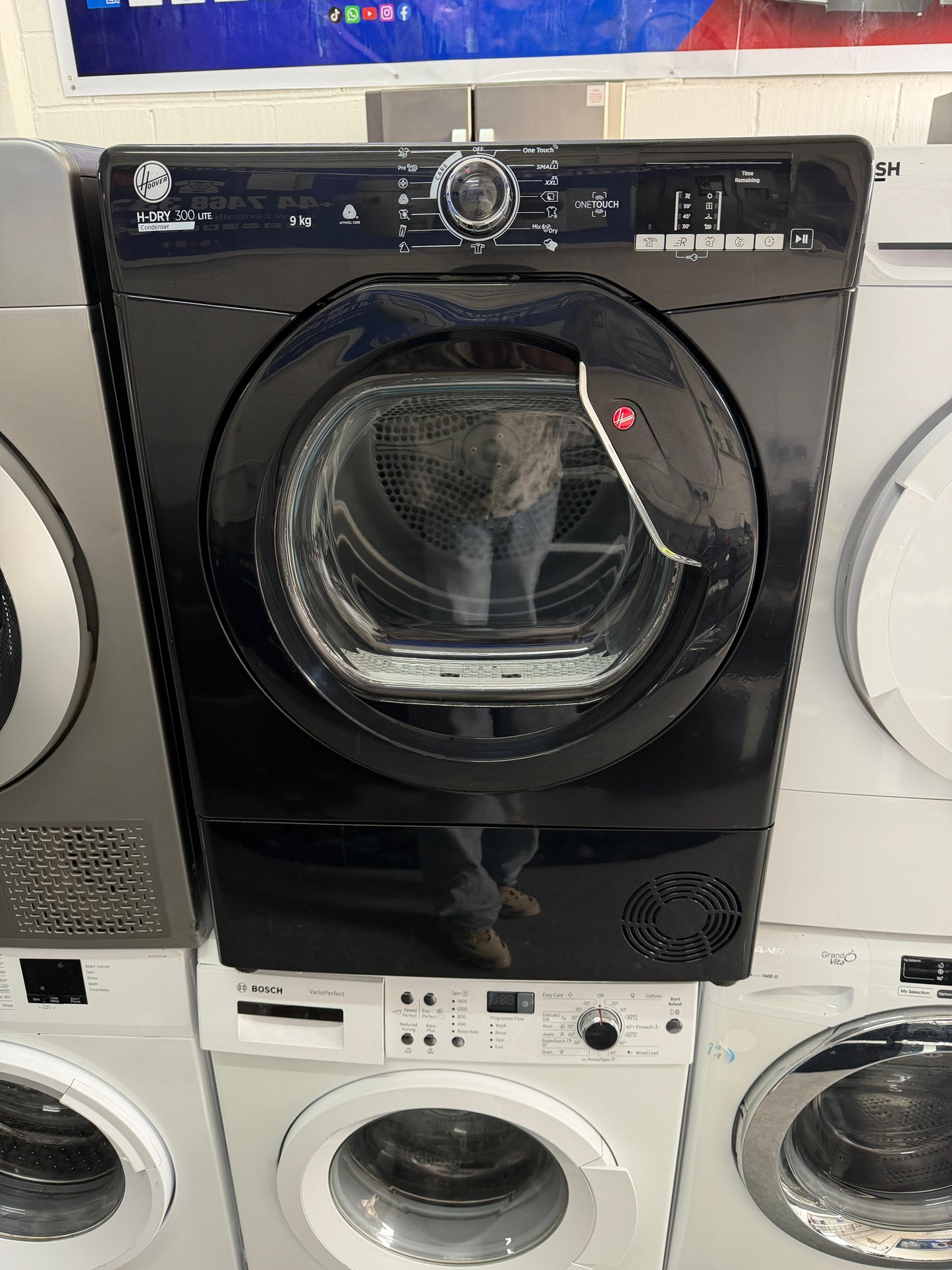 Refurbished Hoover HLEC9DGB-80 9kg Condenser Tumble Dryer - Black