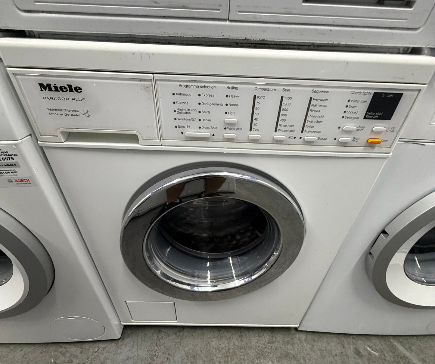 Refurbished Miele W3830 Paragon Plus 6kg 1400rpm Washing Machine - White