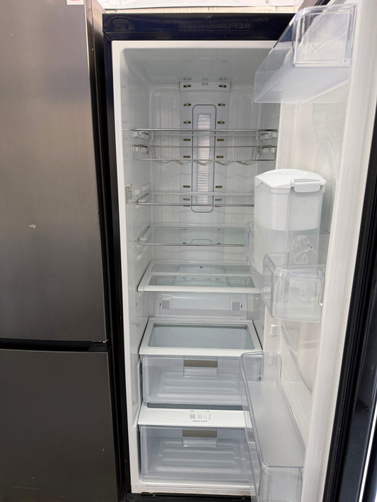 Refurbished Samsung RR82PBBB 348L Tall Larder Fridge – Gloss Black