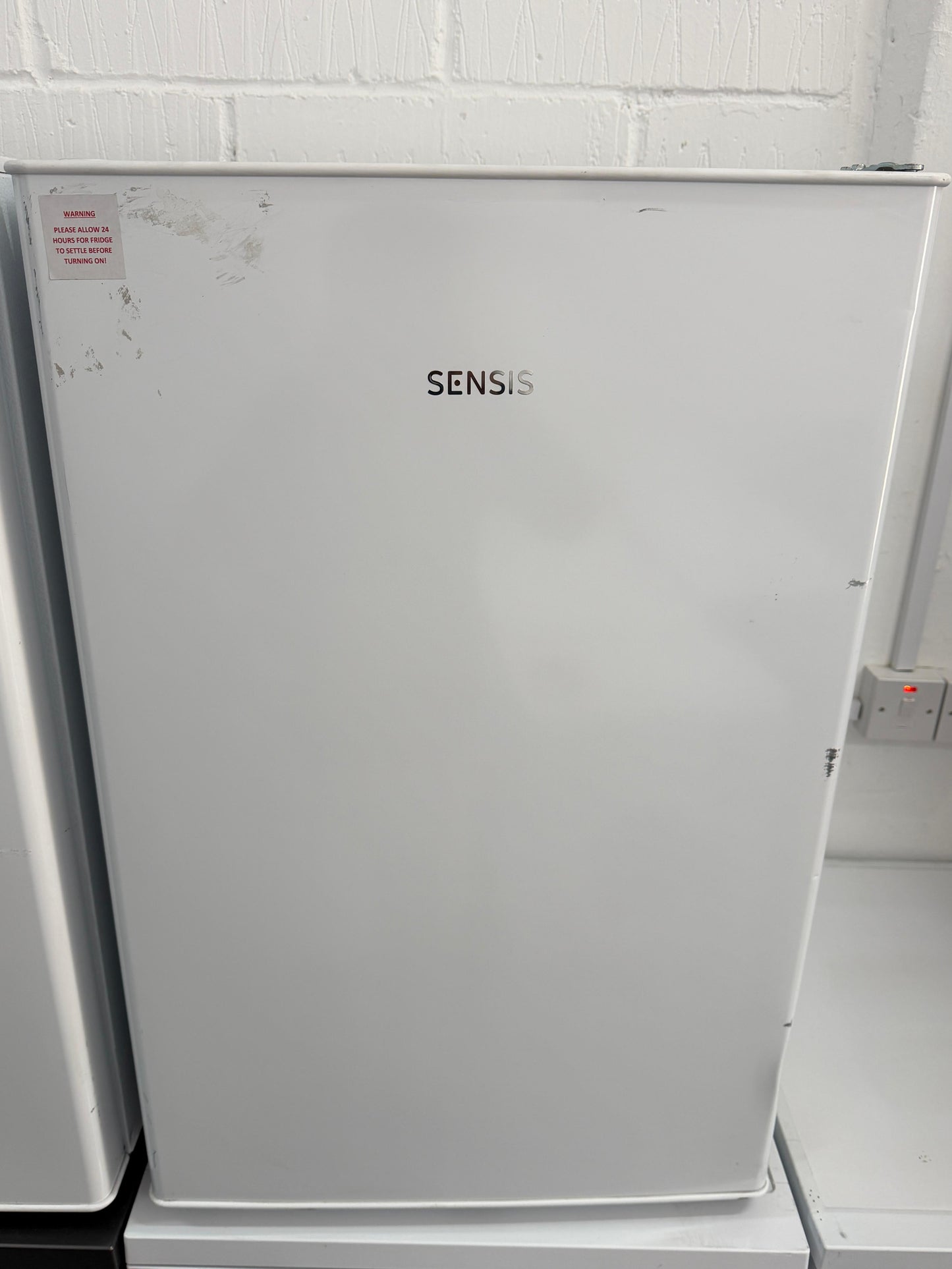 Sensis RFUCF01L54EW 129L Undercounter Larder Fridge - White - Unused Grade A