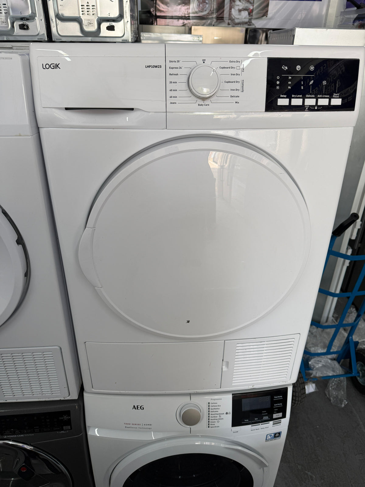 Refurbished Logik LHP10W23 10kg Heat Pump Tumble Dryer - White