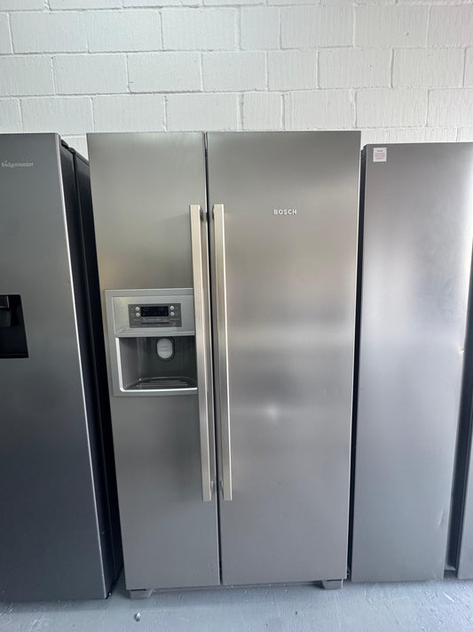 Refurbished Bosch American Style Fridge Freezer – 504L Stainless Steel | KAN58A40GB/07