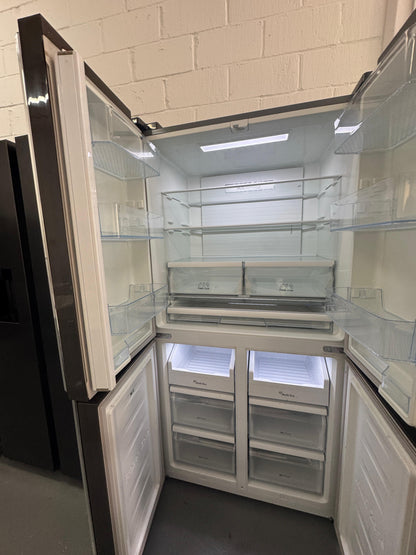 Refurbished Hisense American Style 4-Door Fridge Freezer – 556L Black | RQ689N4BD1