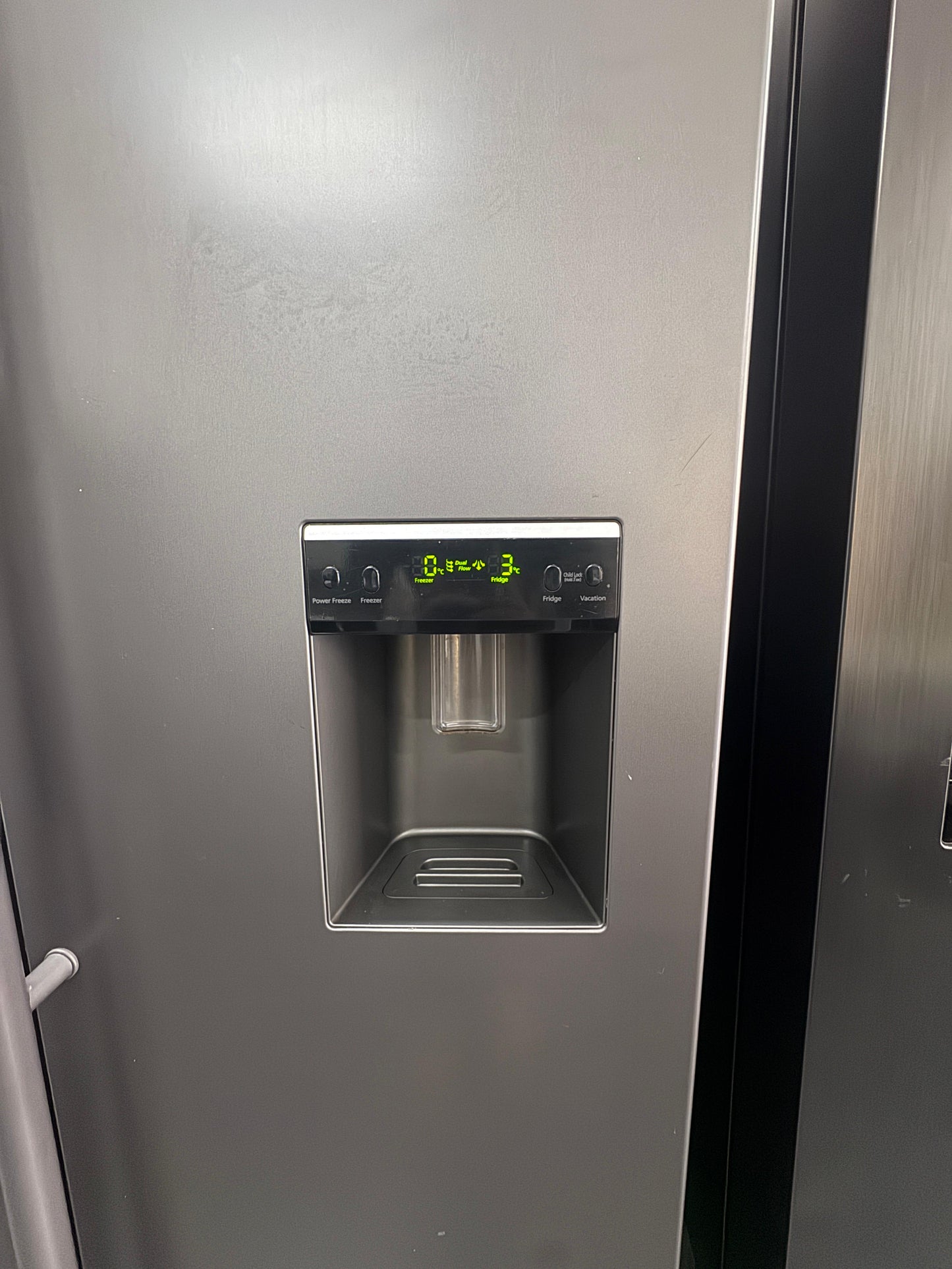 Refurbished Samsung American Style Fridge Freezer – 539L | RSA1WTMH