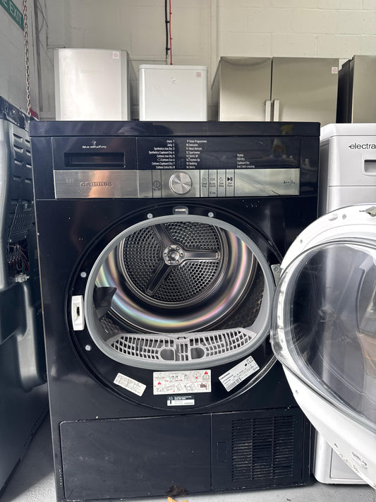 Refurbished Grundig 8kg Heat Pump Tumble Dryer – White | GTN38250MGCB