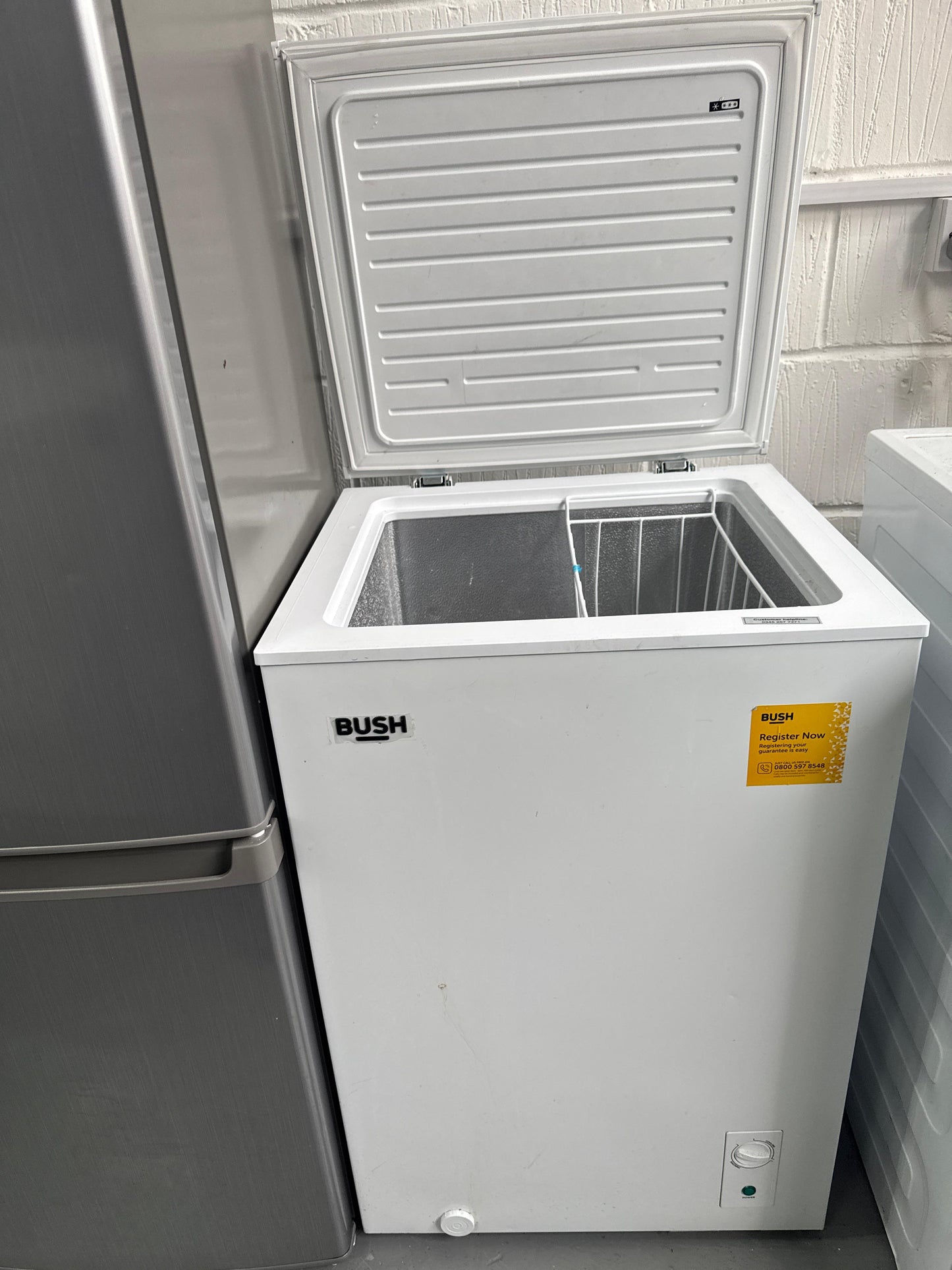 Refurbished Bush Chest Freezer – 99L | BECF99L