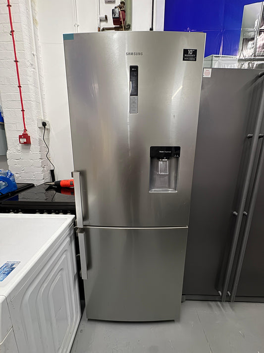 Refurbished Samsung 432 L Fridge Freezer | RL4362FBASL
