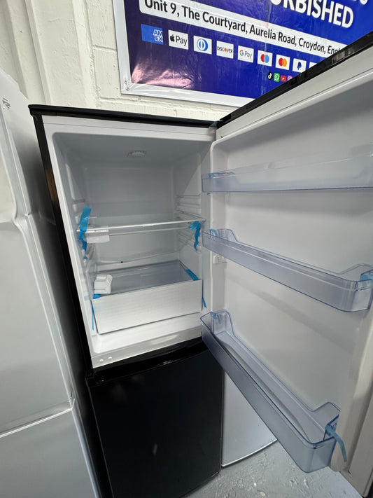 Swan 50/50 Fridge Freezer - New Grade A - SR8161B