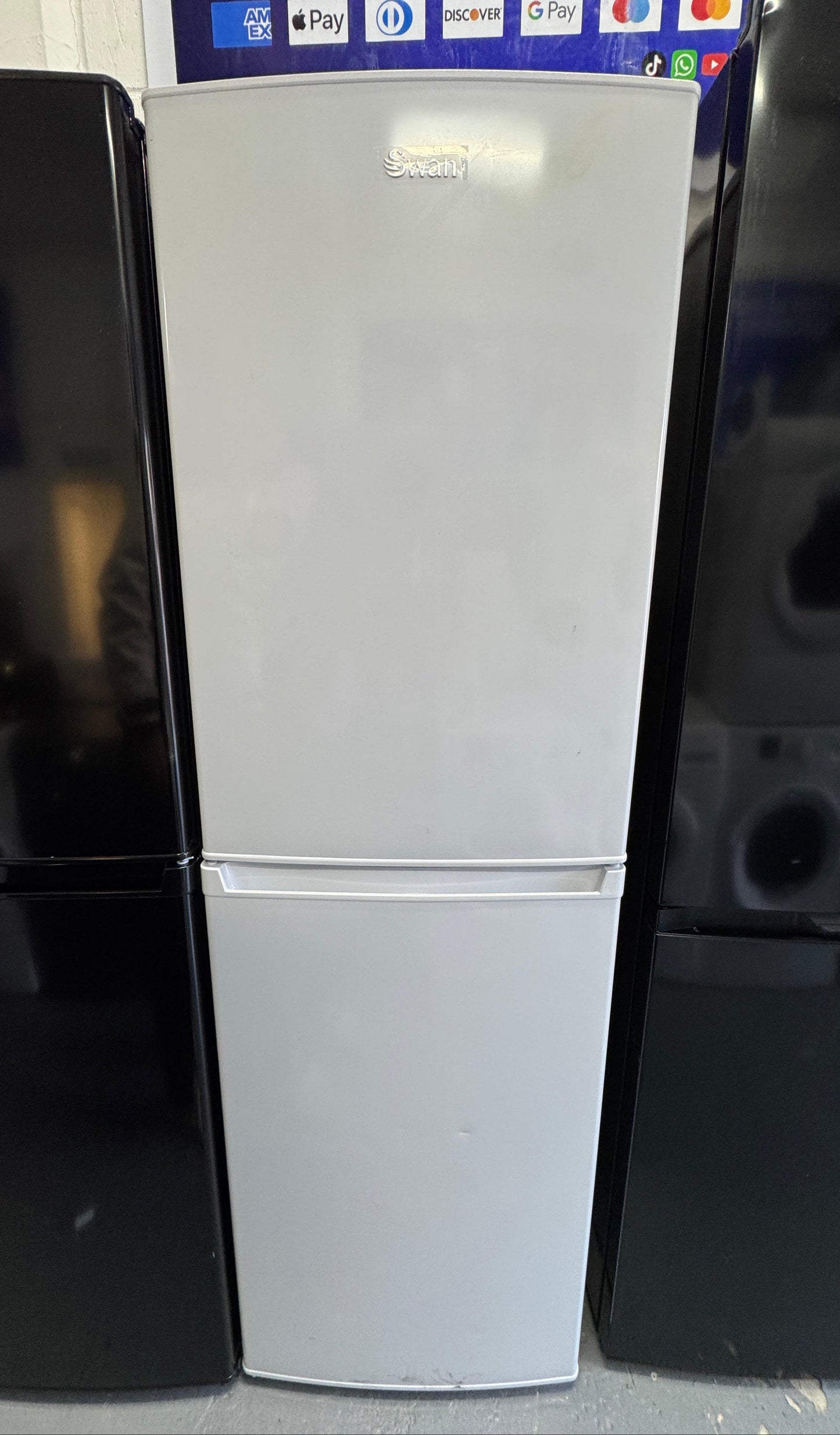 Swan 50/50 Fridge Freezer - New Grade A - SR8161W