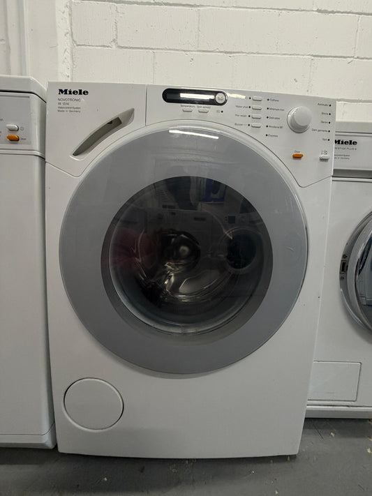 Refurbished Miele Novotronic W1514 6 kg 1400 rpm Washing Machine