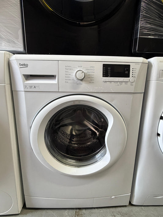 Refurbished Beko WM74165W 7kg Washing Machine
