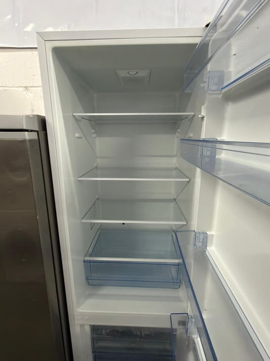 Refurbished Fridgemaster MC55264A 264L 70/30 Fridge Freezer – White