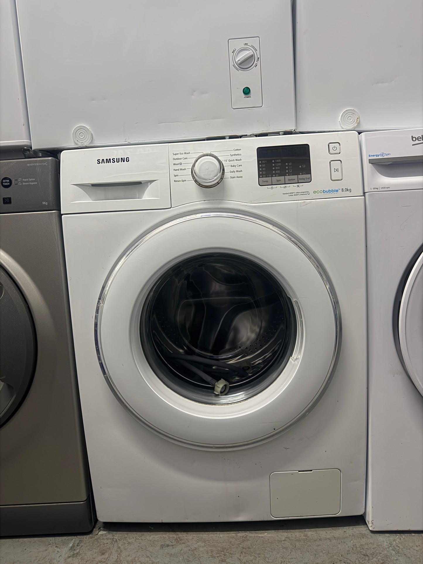 Refurbished Samsung WF70F5E2W4X 8kg 1400rpm Washing Machine – White
