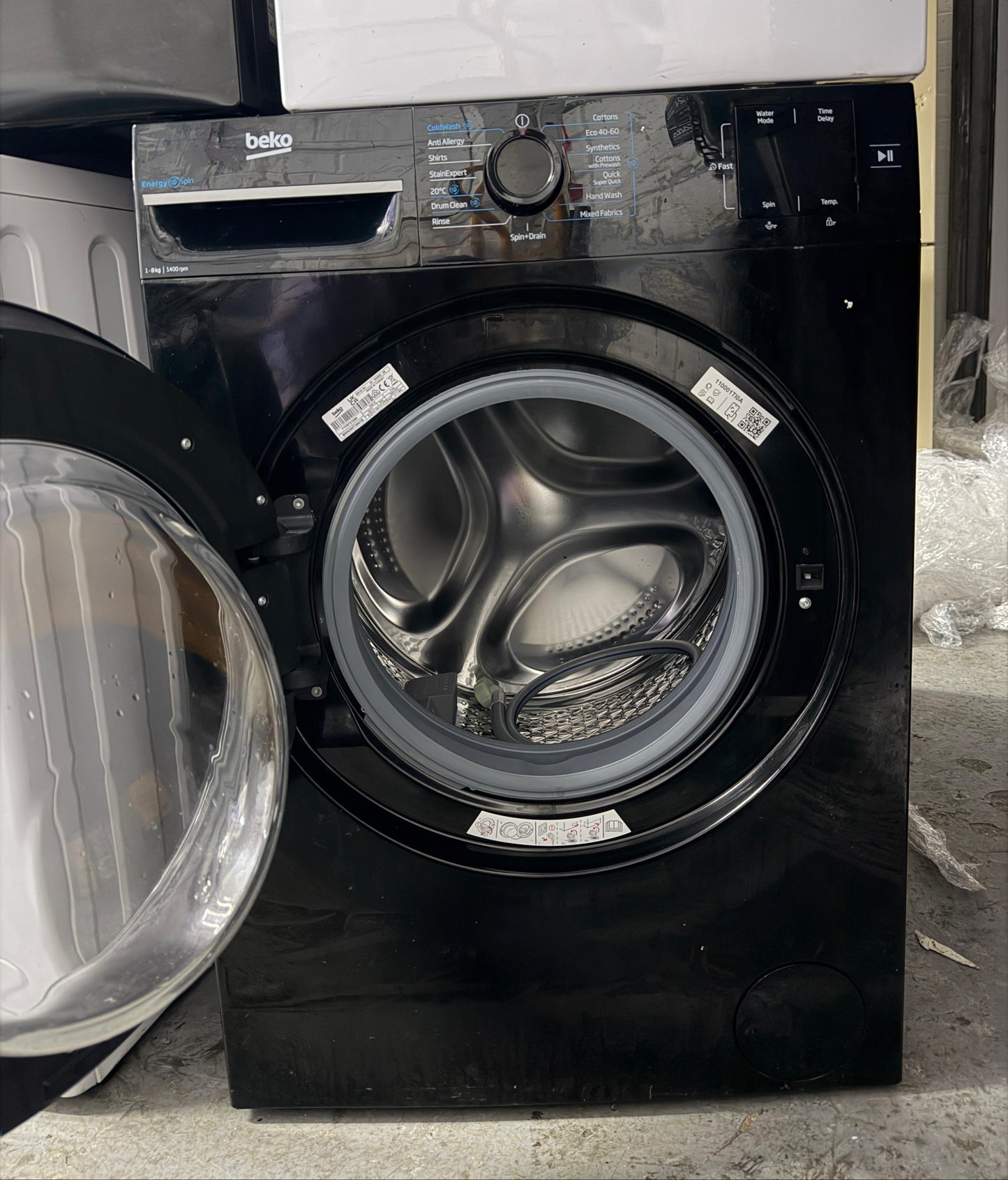 Refurbished Beko BMN3WT3841B 8kg 1400rpm Washing Machine – Black