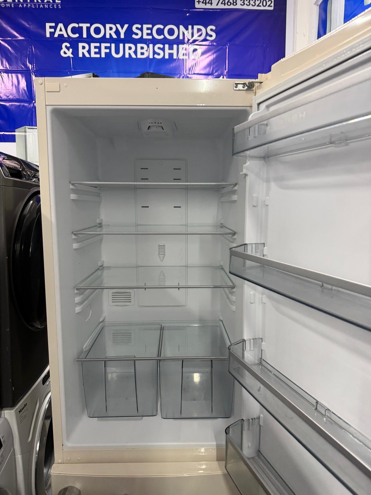 Refurbished Bush BFFF60C 60/40 Freestanding Fridge Freezer - Cream