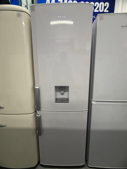 Refurbished Beko CXFD6113W 270L Frost Free Fridge Freezer with Water Dispenser – White