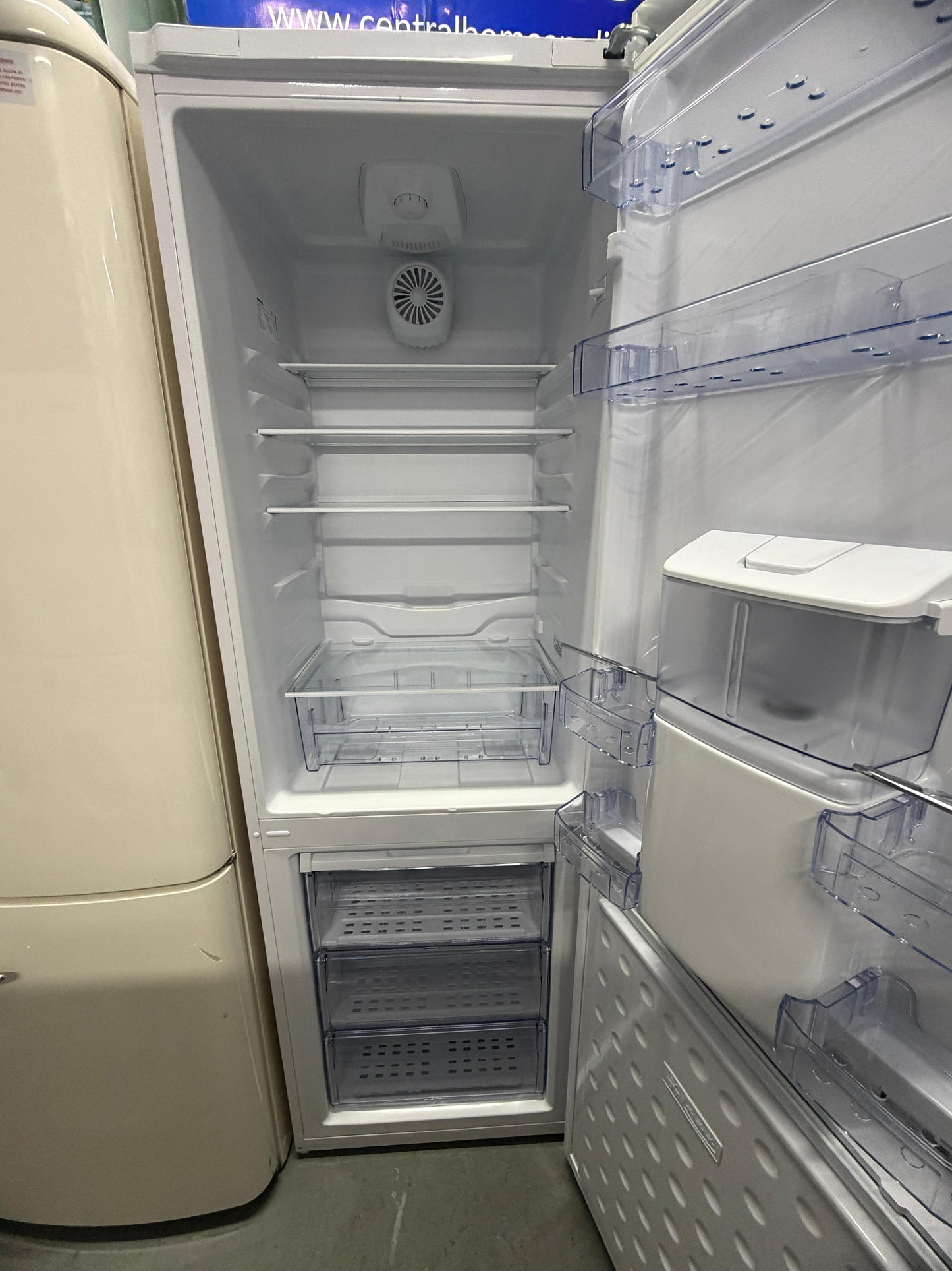 Refurbished Beko CXFD6113W 270L Frost Free Fridge Freezer with Water Dispenser – White