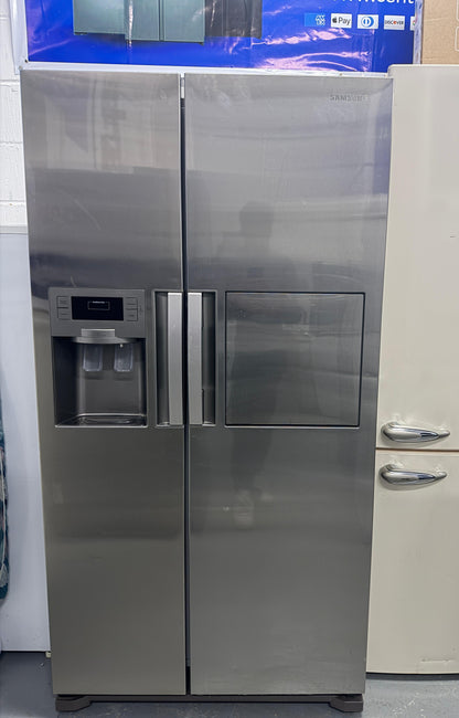 Refurbished Samsung 519L American Style Fridge Freezer - Plumbed RSH7ZNRS