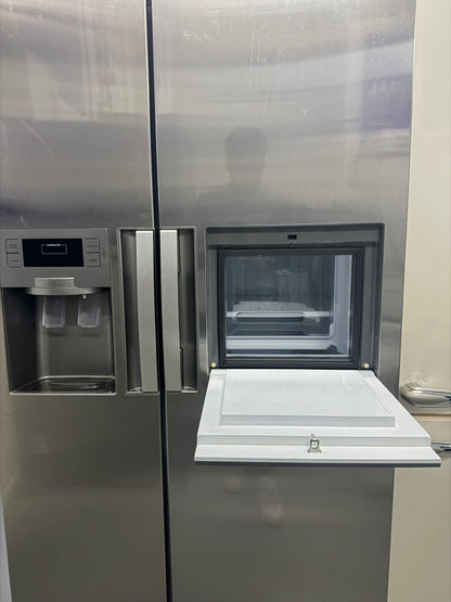 Refurbished Samsung 519L American Style Fridge Freezer - Plumbed RSH7ZNRS