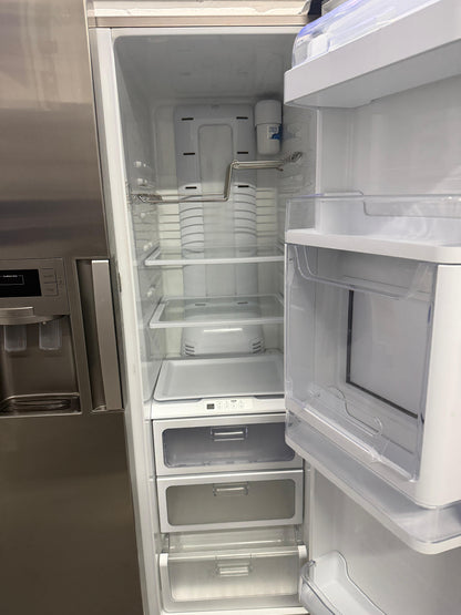 Refurbished Samsung 519L American Style Fridge Freezer - Plumbed RSH7ZNRS