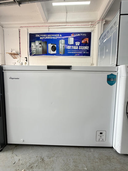 Fridgemaster MCF297E 297L Chest Freezer - White - Unused Grade A