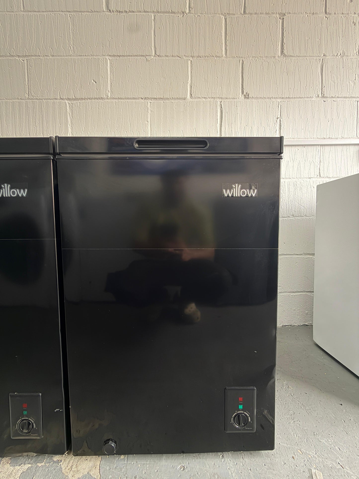 Willow W99CFB 99L Chest Freezer - Black - Unused Grade A
