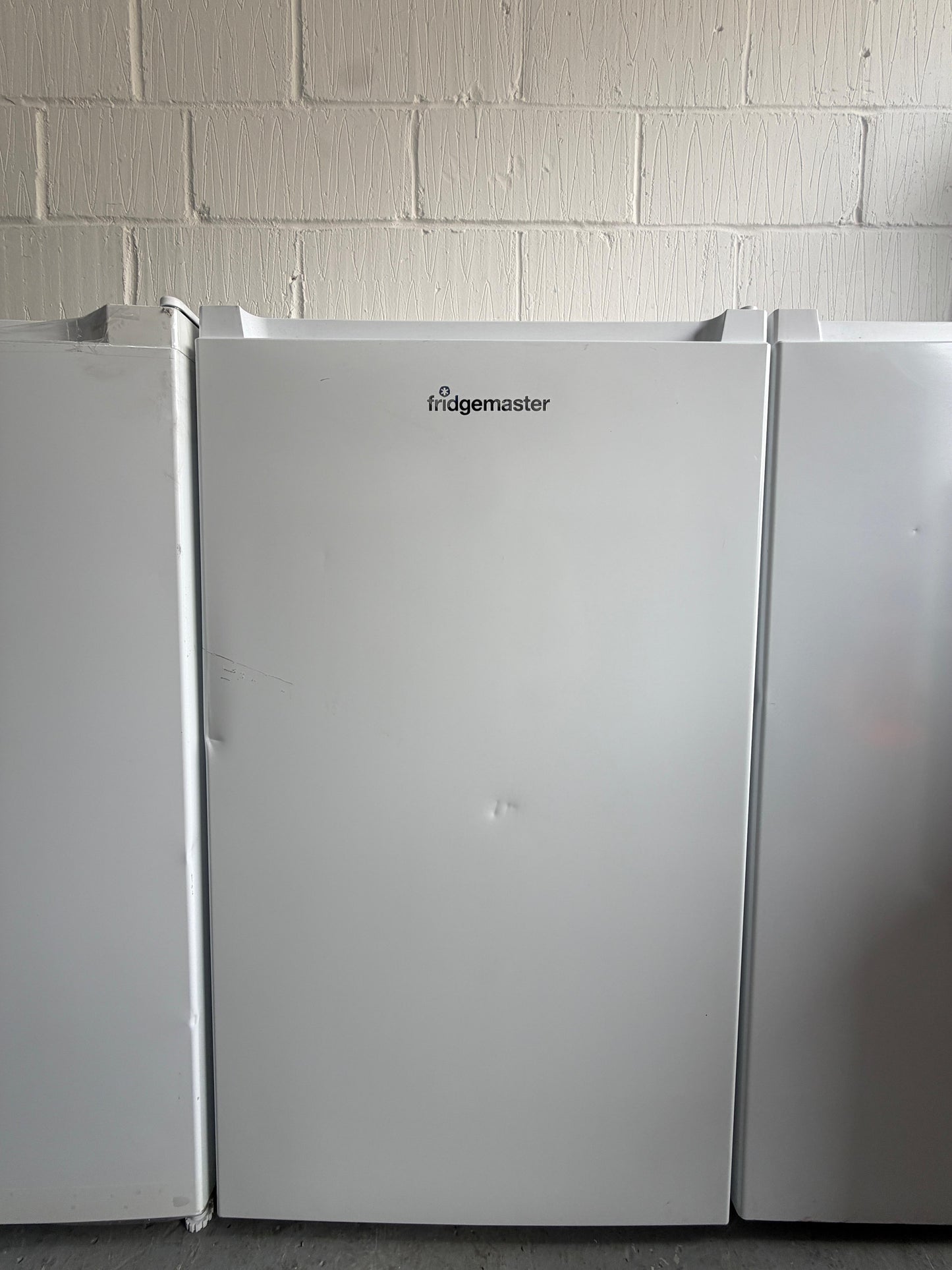 Fridgemaster MUZ4860E 61L Under Counter Freezer - White - Unused Grade A