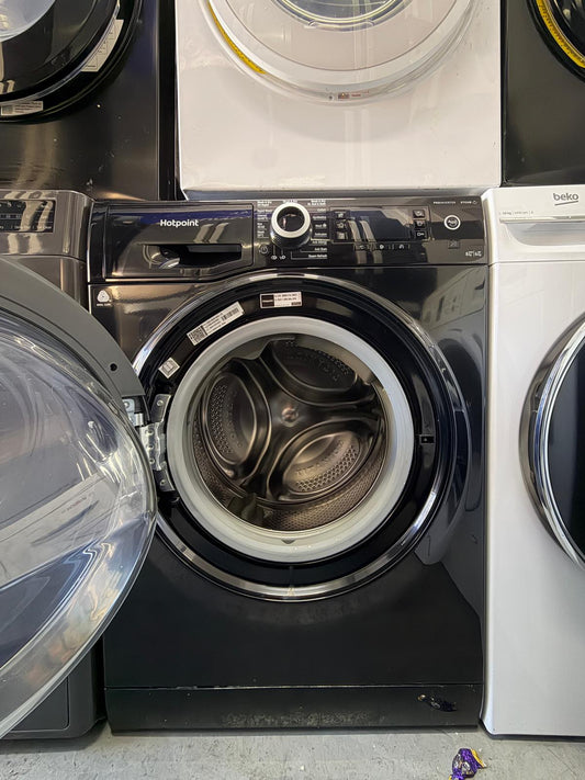 Refurbished Hotpoint NDD8636BDA 8kg/6kg 1400 Spin Washer Dryer - Black - Grade A