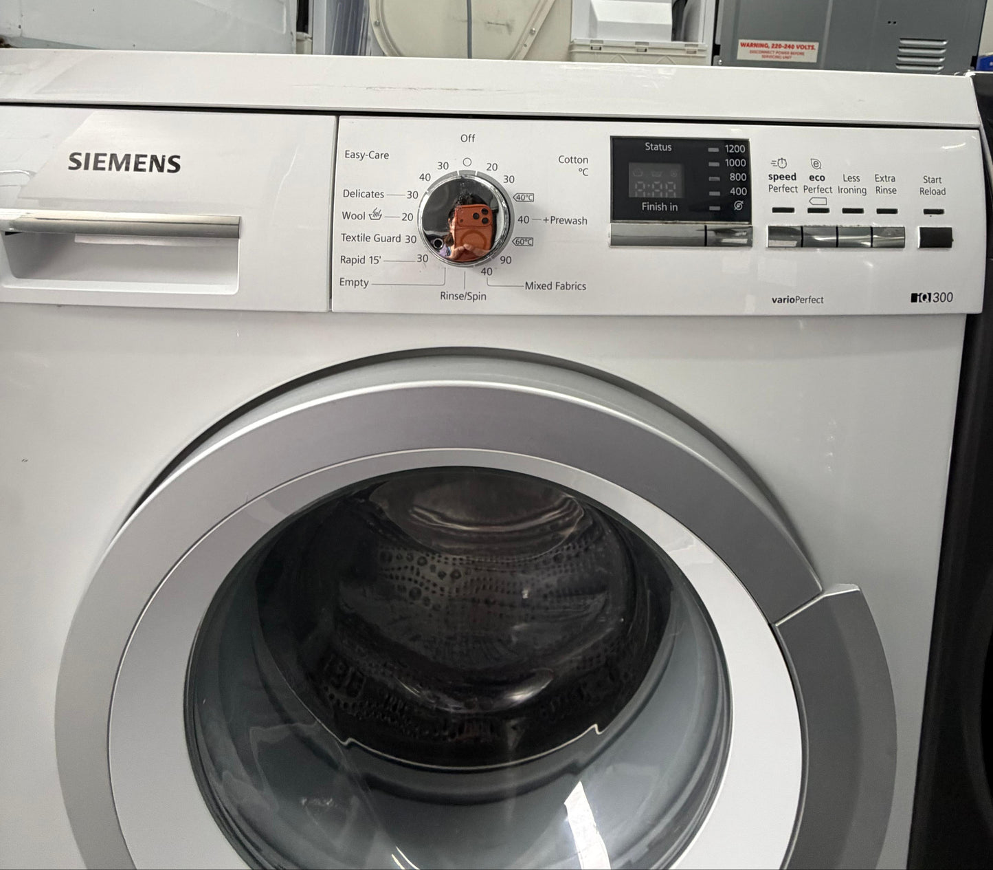 Refurbished Siemens WM12Q390GB 8kg 1200 Spin Washing Machine - White
