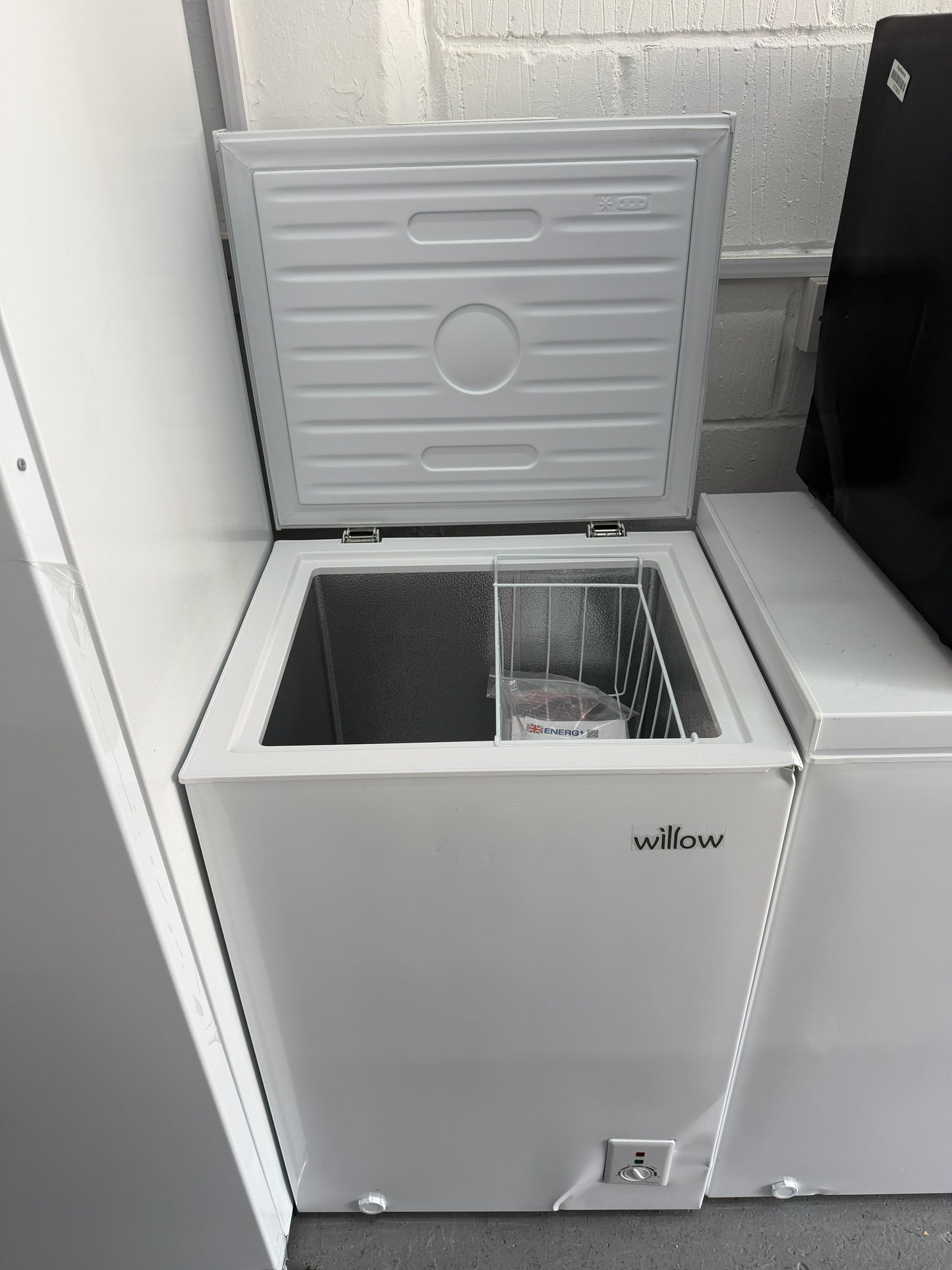 Willow W99CFW 99L Chest Freezer - White - Unused Grade B