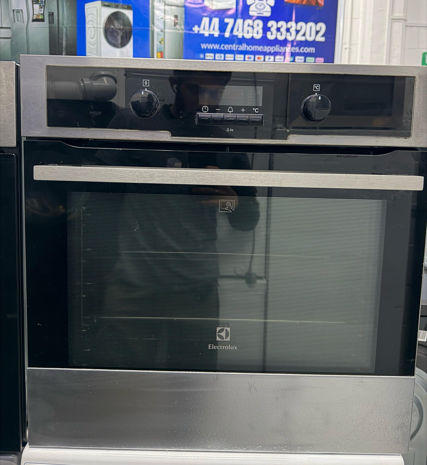 Refurbished Electrolux EOC5651CAX Built-In Pyrolytic Single Electric Oven - Stainless Steel