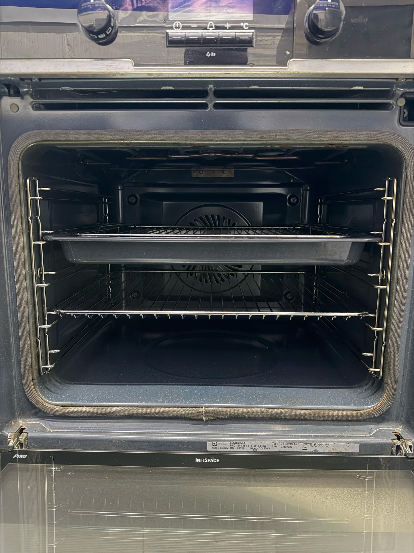Refurbished Electrolux EOC5651CAX Built-In Pyrolytic Single Electric Oven - Stainless Steel