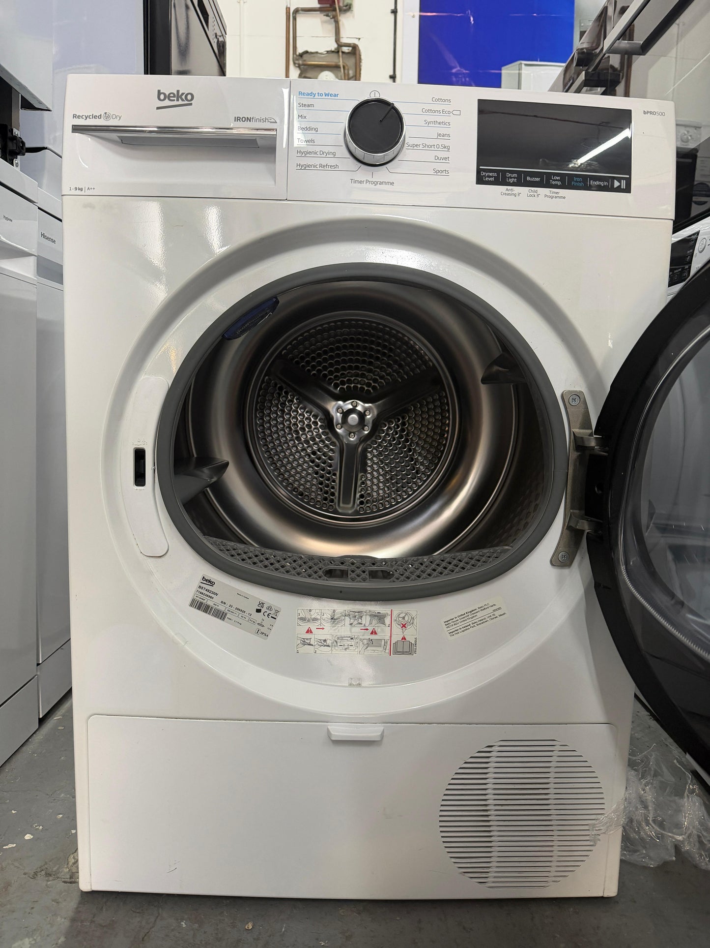 Refurbished Beko B5T4923IW 9kg Heat Pump Tumble Dryer - White