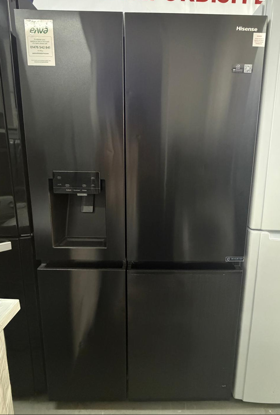Hisense RS818N4TFE 632 L Frost Free American Fridge Freezer - Black Stainless Steel - Unused Grade A