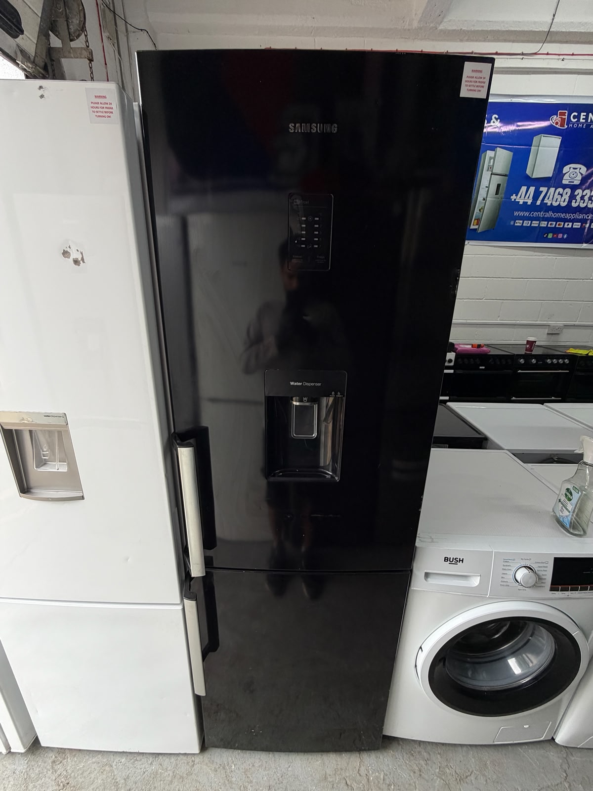 Refurbished Samsung RB31FDJNDBC 310 L Frost Free Fridge Freezer - Black