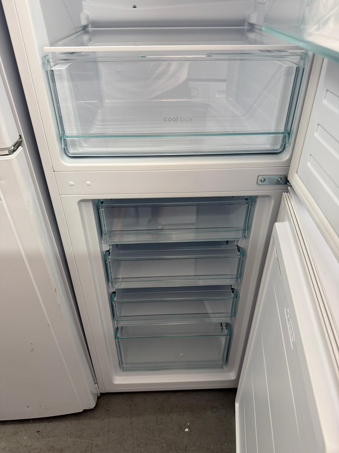 Refurbished Candy CCT3L517EWK-1 260 L Frost Free Fridge Freezer – White
