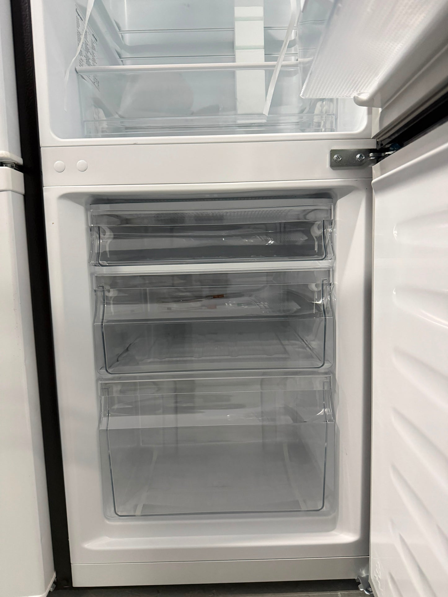 Fridgemaster MC50165EB 175 L Fridge Freezer - Black - Unused Grade A