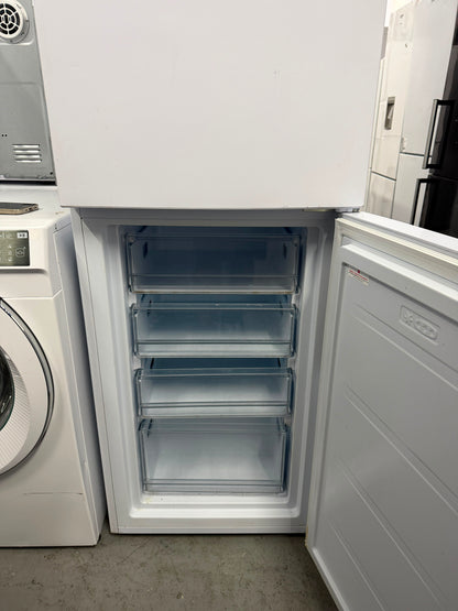 Refurbished Hoover HVCT3L517FWKR 252 L Fridge Freezer - White