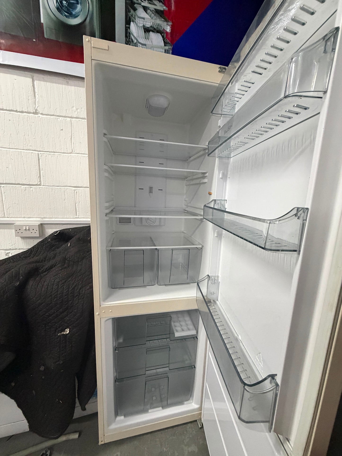 Refurbished Bush BFFF60C 251 L 60/40 Fridge Freezer - Cream
